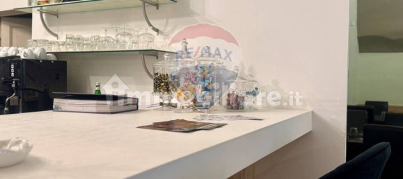 5 rooms Commercial property in Pistoia, Italy No. 268531 17