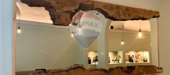 5 rooms Commercial property in Pistoia, Italy No. 268531 2