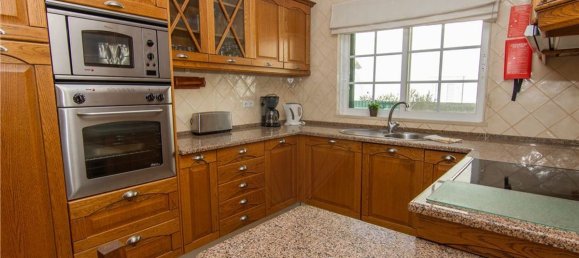 3 Schlafzimmer Haus in Quarteira, Portugal, Nr. 16021 2