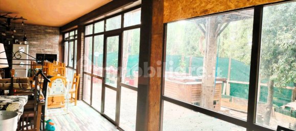 5 Schlafzimmer Villa in Perugia, Italy, Nr. 353616 34