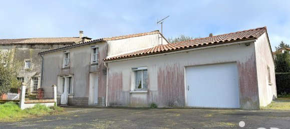 2 bedrooms House in Loge-Fougereuse, France No. 109804 13