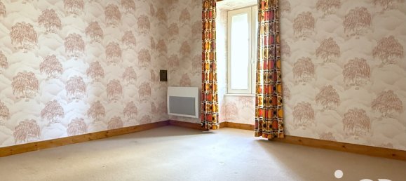 2 bedrooms House in Loge-Fougereuse, France No. 109804 4