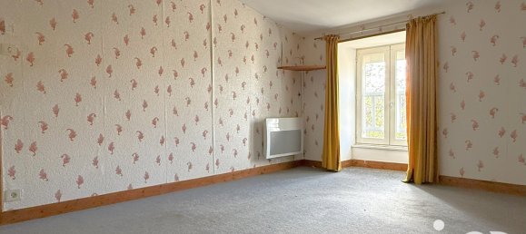 2 bedrooms House in Loge-Fougereuse, France No. 109804 5