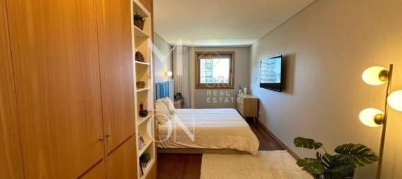 4 Schlafzimmer Doppelhaus in Matosinhos, Portugal, Nr. 195435 12