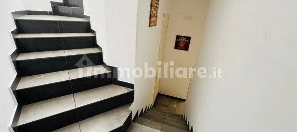 Коммерческая недвижимость с 3 комнатами в Ласкари, Италия № 114913 11