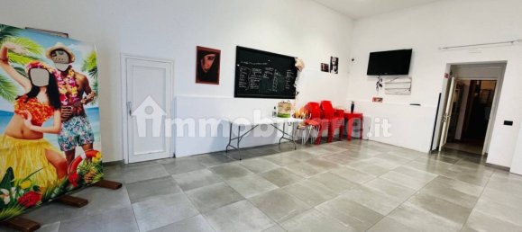 Коммерческая недвижимость с 3 комнатами в Ласкари, Италия № 114913 37