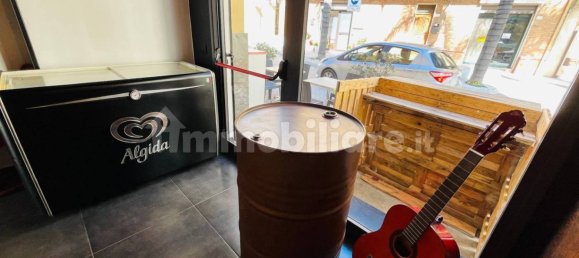 Коммерческая недвижимость с 3 комнатами в Ласкари, Италия № 114913 43