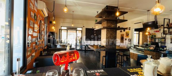 Коммерческая недвижимость с 3 комнатами в Ласкари, Италия № 114913 7