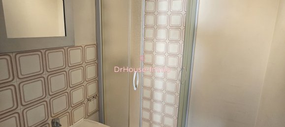 Casa de 4 dormitorios en Sainte-Savine, France No. 52807 5