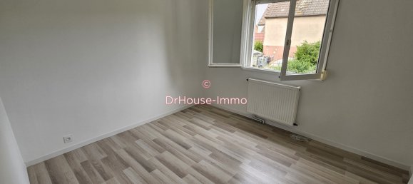 Casa de 4 dormitorios en Sainte-Savine, France No. 52807 7