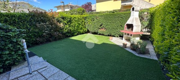 Villa T3 em Grassobbio, Italy N.º 381066 2