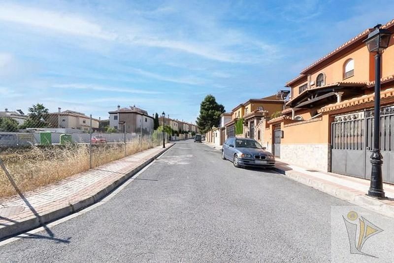 Grundstück in Alhendin, Spain 600m², Nr. 220916