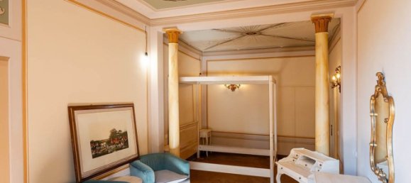 Apartamento de 8 habitaciónes en Cortona, Italy No. 55811 6