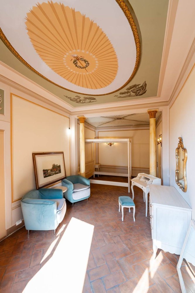 Apartamento de 8 habitaciónes en Cortona, Italy No. 55811