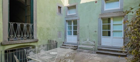 Apartamento de 8 habitaciónes en Cortona, Italy No. 55811 22