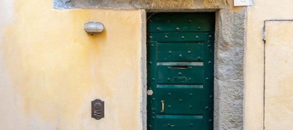 Apartamento de 8 habitaciónes en Cortona, Italy No. 55811 21