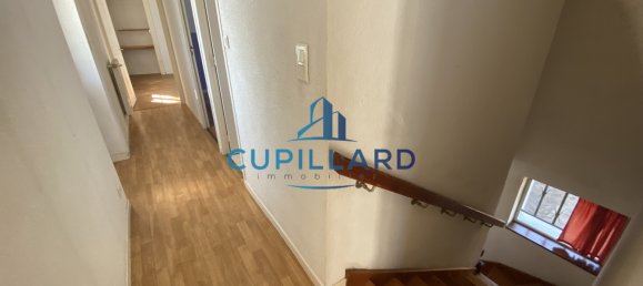 3 Schlafzimmer Haus in Riorges, France, Nr. 202233 9