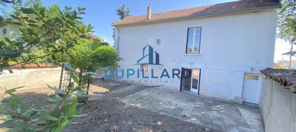 3 Schlafzimmer Haus in Riorges, France, Nr. 202233 6