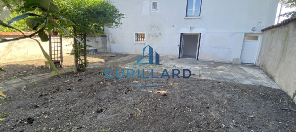 3 Schlafzimmer Haus in Riorges, France, Nr. 202233 14