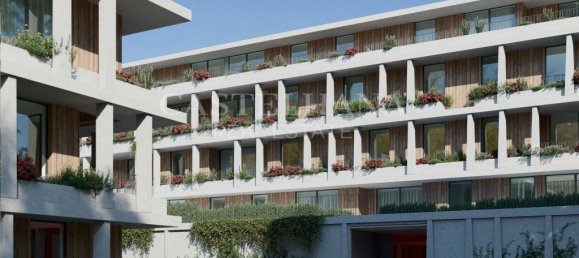 3 bedrooms Apartment in Lisbon, Portugal No. 76827 19