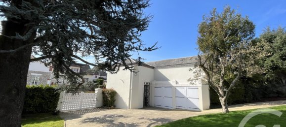 4 bedrooms House in Chartres, France No. 155343 17