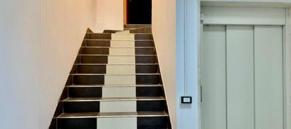 800m² Warehouse in San Floro, Italy No. 148147 17