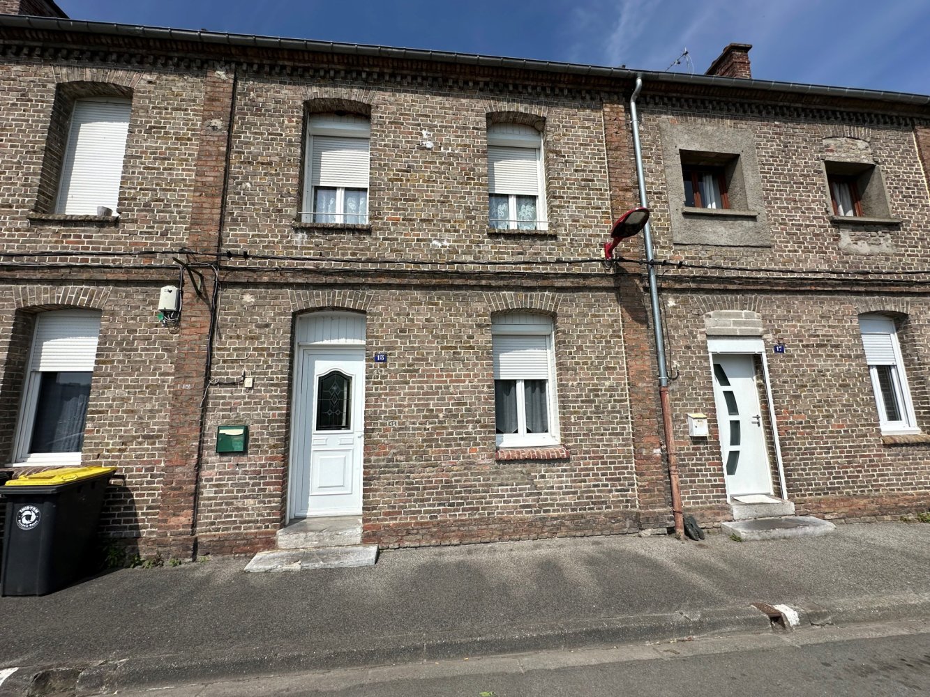 Casa de 3 dormitorios en L'Etoile, France No. 58636