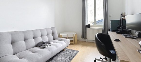 3 bedrooms House in Saint-Genis-Laval, France No. 335345 7