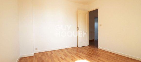 5 bedrooms House in Chambray-les-Tours, France No. 42471 30