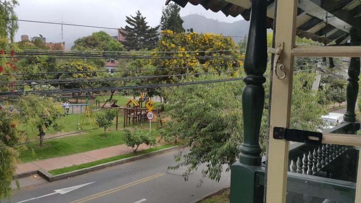 6 غرف نوم منزل في Bogota, Colombia رقم 13599