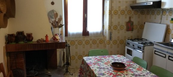 6 rooms House in San Pietro Infine, Italy No. 255013 10