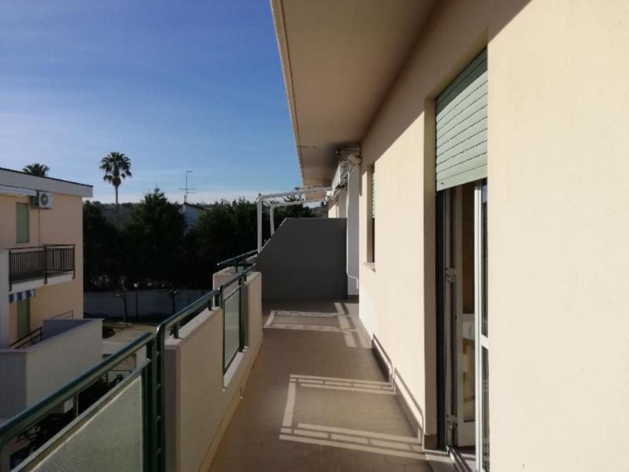 3 rooms Apartment in Vasto, Italy No. 21559