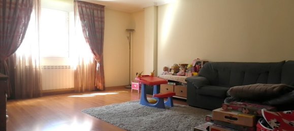3 Schlafzimmer Wohnung in Villaquilambre, Spain, Nr. 111503 2