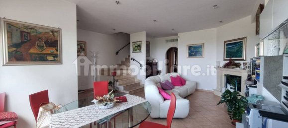 Villa de 3 dormitorios en Colonna, Italy No. 334330 10