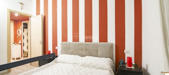 3-salle Appartement à Senago, Italy No. 206947 55