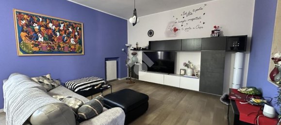Apartamento T4 em Bari, Italy N.º 272056 3