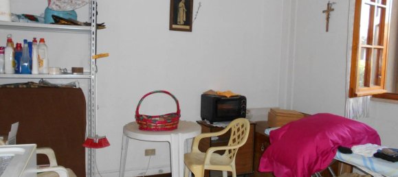 Квартира с 5 спальнями в Остеллато, Италия № 379635 13