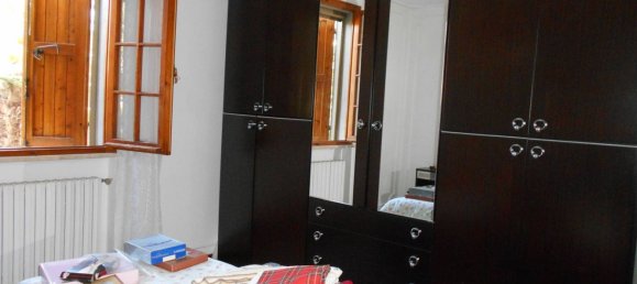 Квартира с 5 спальнями в Остеллато, Италия № 379635 12