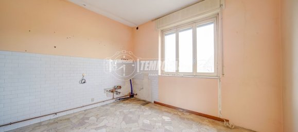 Apartamento de 3 dormitorios en Cassano Magnago, Italy No. 365562 15