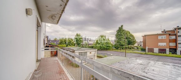 3 Schlafzimmer Wohnung in Cassano Magnago, Italy, Nr. 365562 6