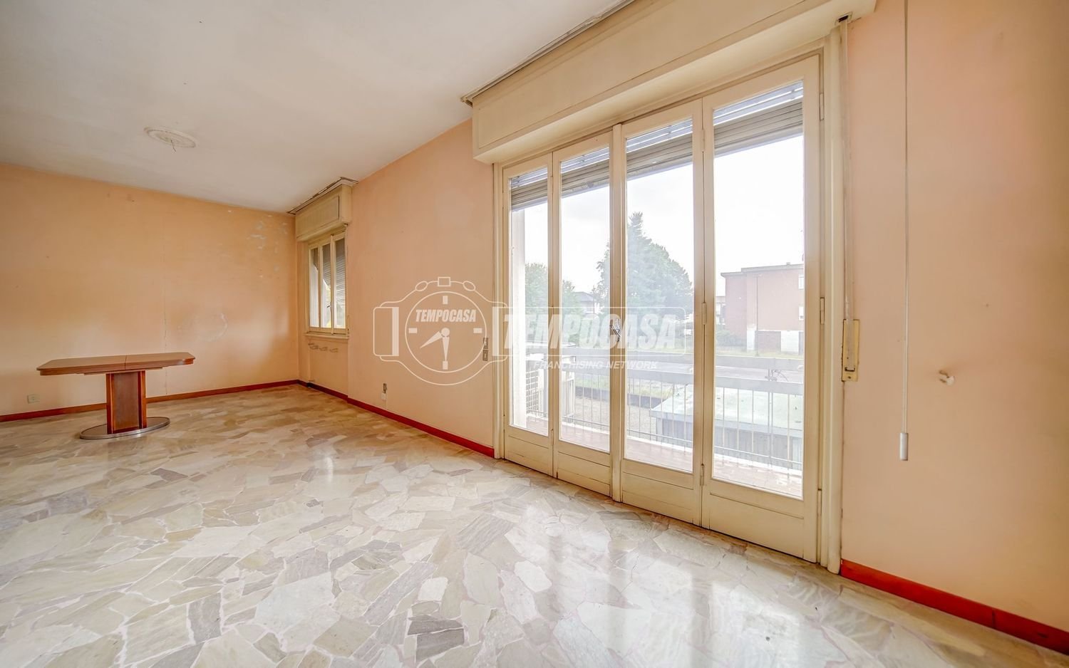 3 Schlafzimmer Wohnung in Cassano Magnago, Italy, Nr. 365562