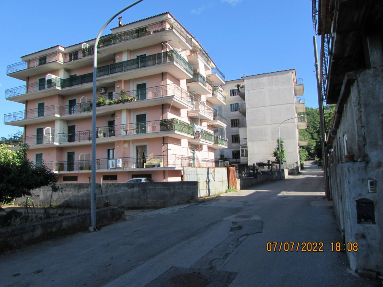 3 rooms Apartment in Mercato San Severino, Italy No. 91027
