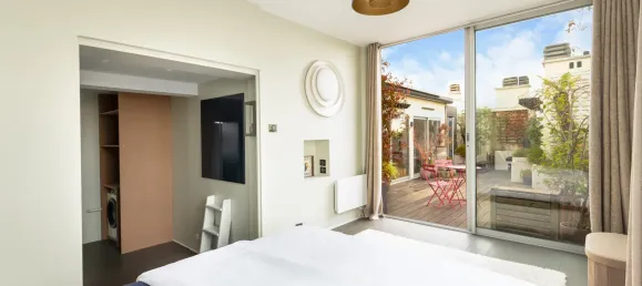 1 bedroom Penthouse in Paris, France No. 142984 13