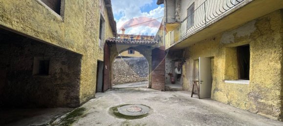 5 rooms House in Gavardo, Italy No. 262201 28