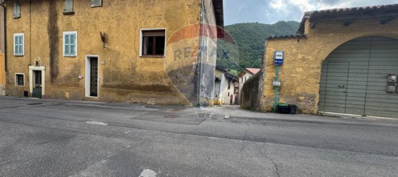 5 rooms House in Gavardo, Italy No. 262201 4