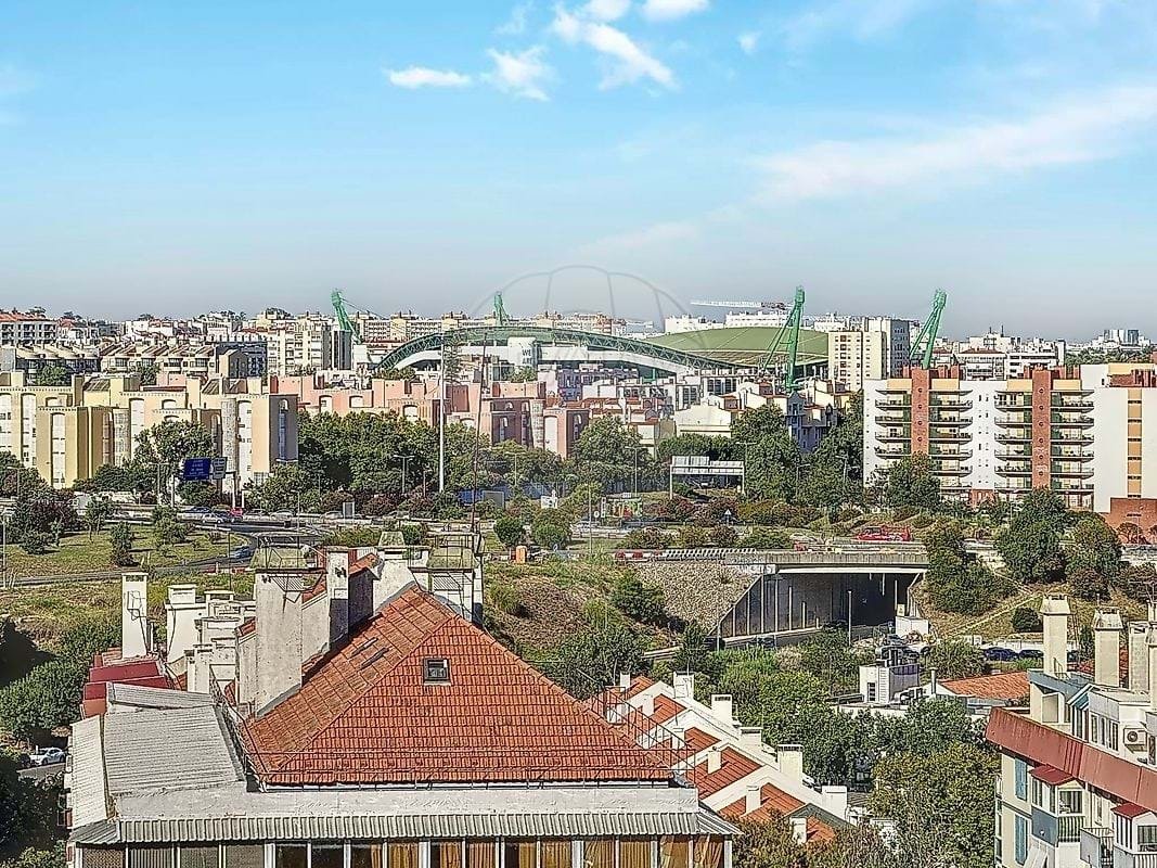 3 Schlafzimmer Wohnung in Lisbon, Portugal, Nr. 144195