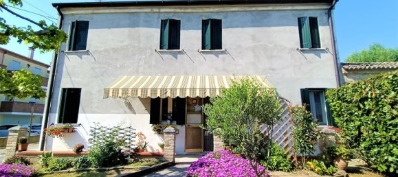 4غرفة منزل في Adria, Italy رقم 220931 2