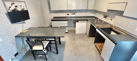 4 bedrooms Apartment in Savona, Italy No. 312089 10