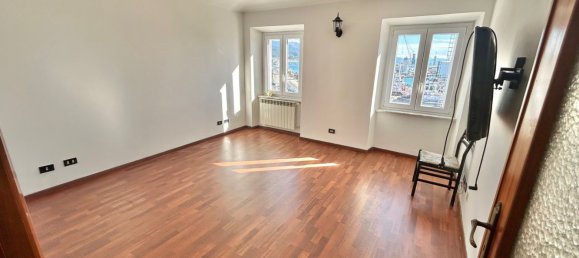 4 bedrooms Apartment in Savona, Italy No. 312089 3