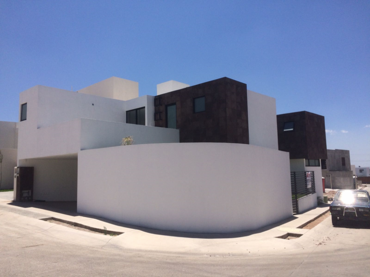 3 bedrooms House in San Luis Potosi, Mexico No. 176128